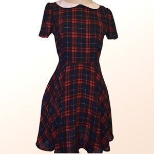 Red and navy blue plaid collar dress